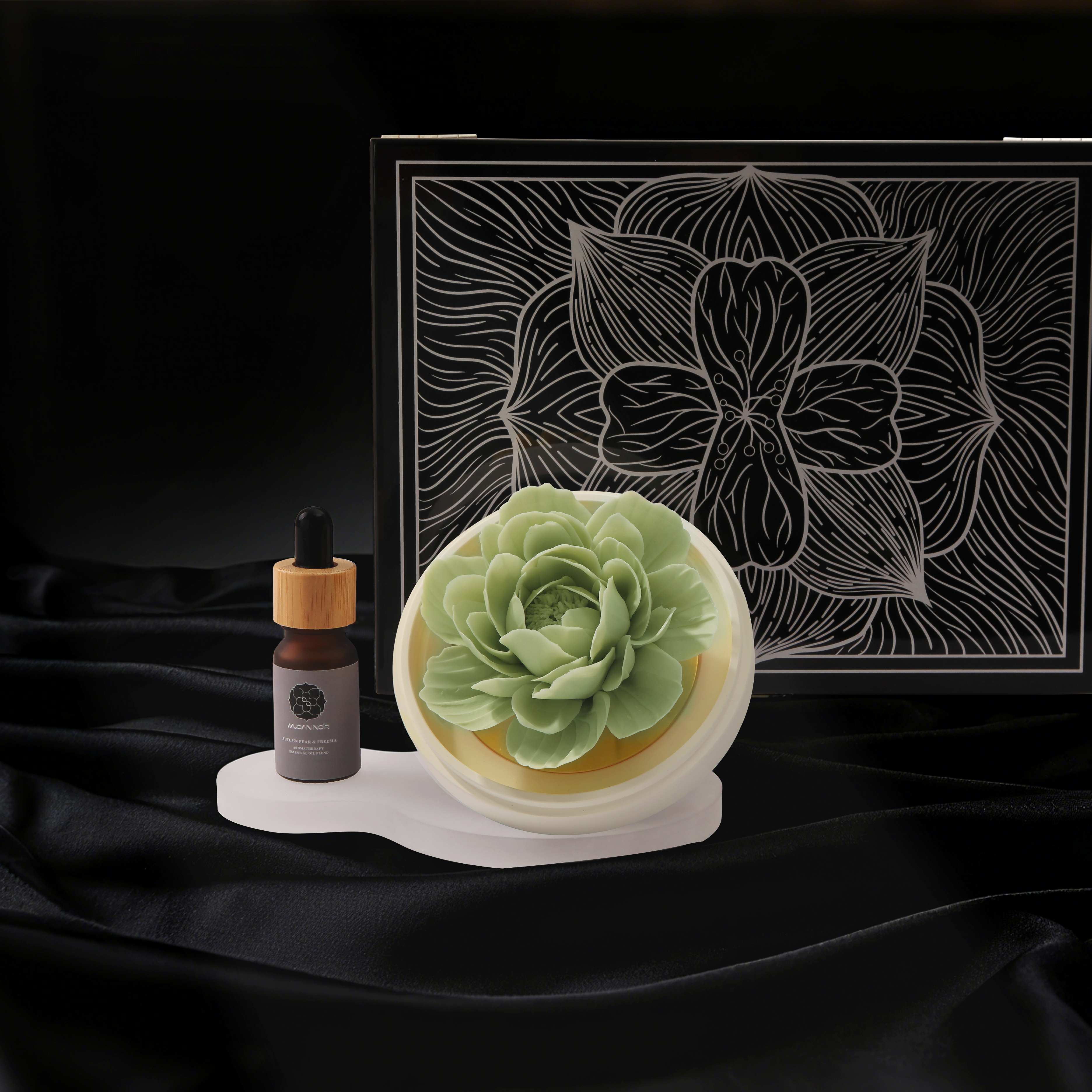 Peony of the Pavilion – Mudan Noir