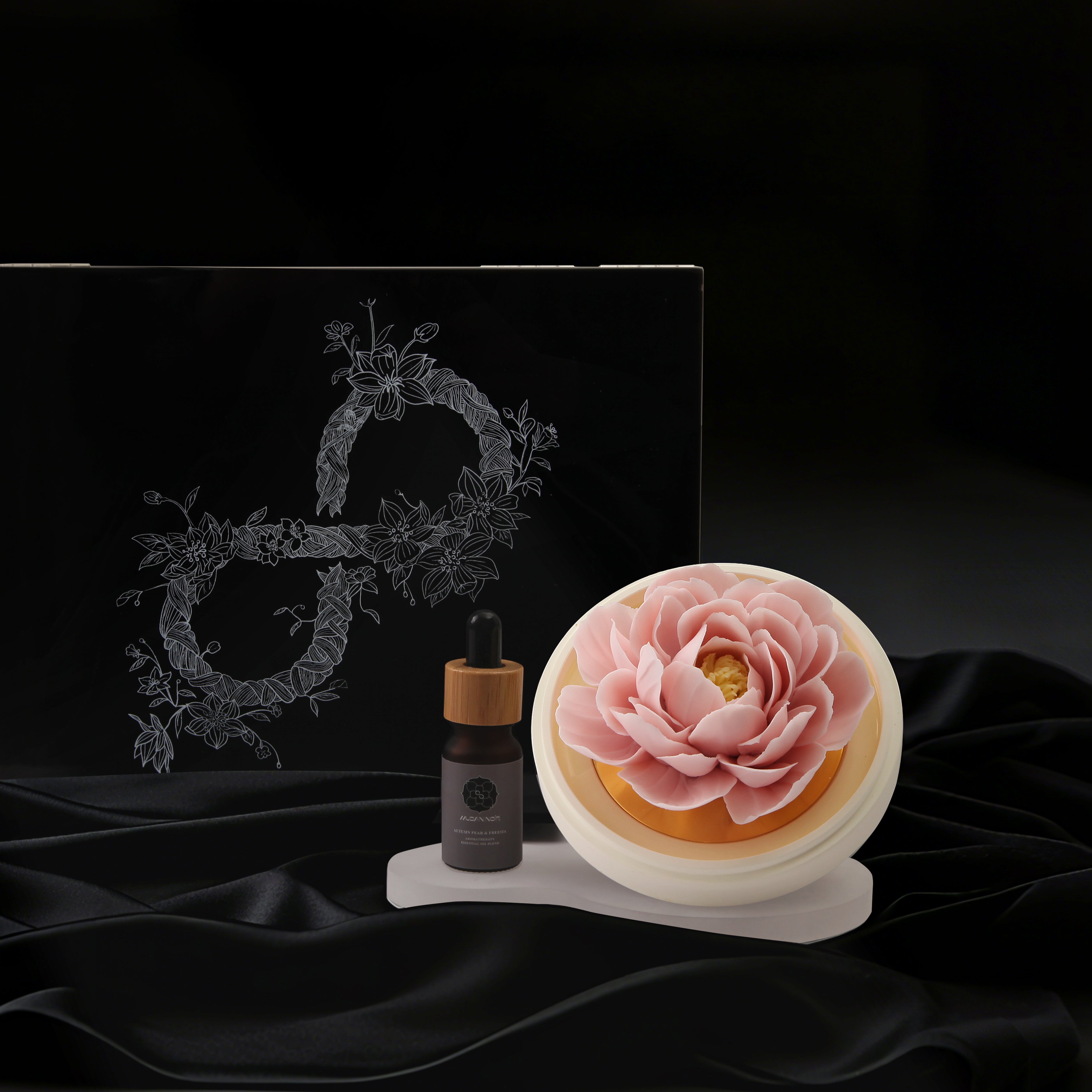 Peony of the Pavilion – Mudan Noir