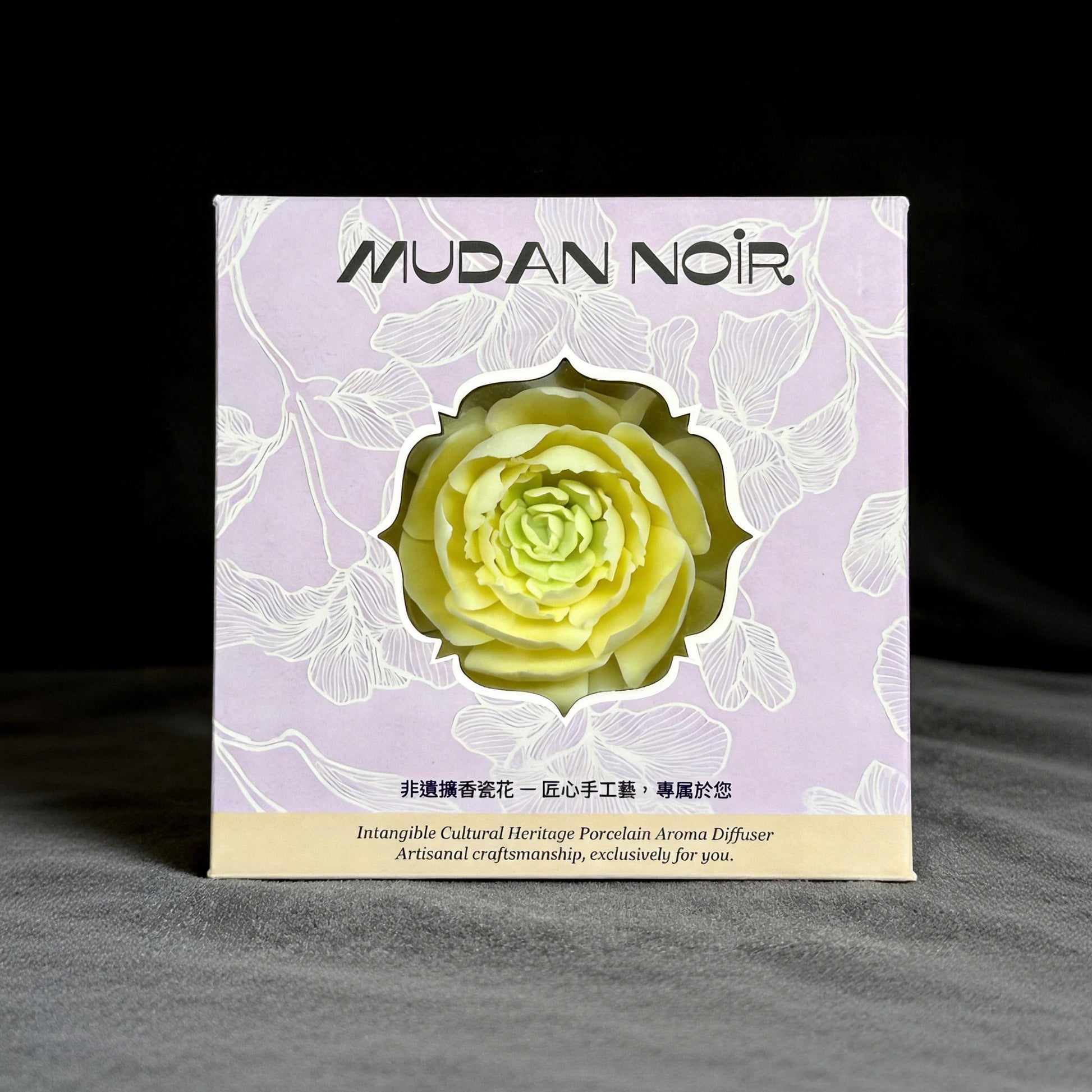 Mudan Noir Snow Lotus of the Summit Single Bloom Gift Box