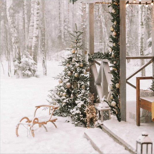 WHITE CHRISTMAS AROMATHERAPY ESSENTIAL OIL BLEND